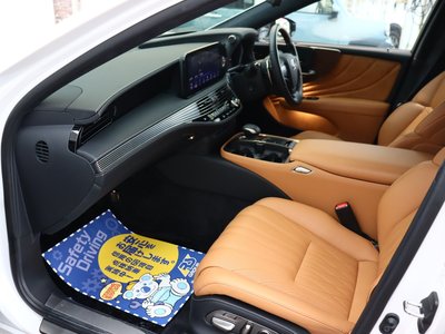2021 Lexus LS — миниатюра 42