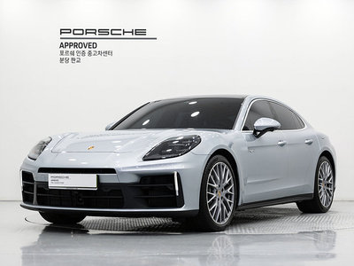 PORSCHE PANAMERA - 1