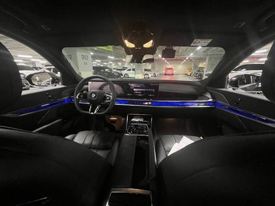 BMW 7 SERIES - 8
