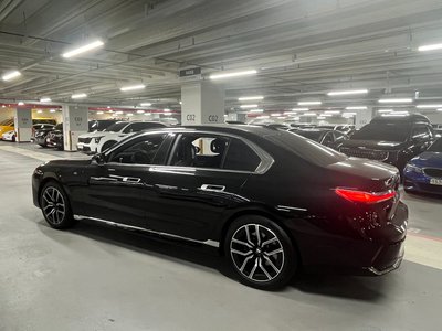 BMW 7 SERIES - 4