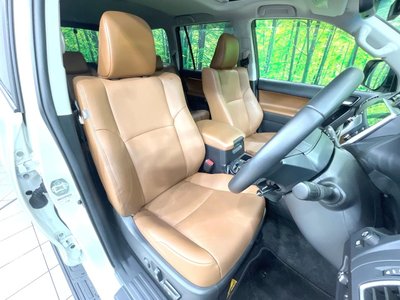 2022 Toyota LAND CRUISER PRADO 照片 9