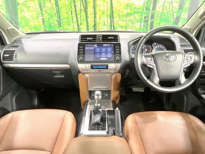 2022 Toyota LAND CRUISER PRADO 照片 2