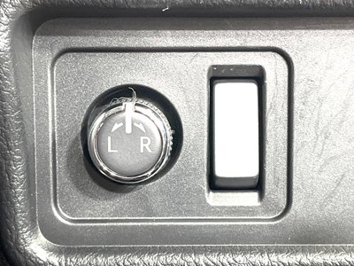صورة مصغرة 49 لـ 2022 Toyota LAND CRUISER PRADO