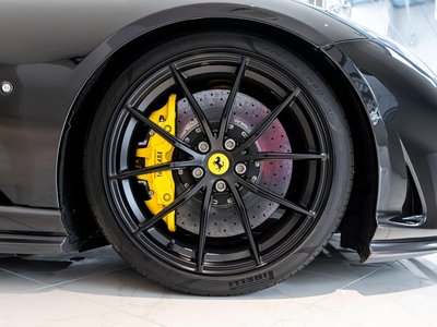 2017 Ferrari 812 SUPERFAST — фото 19