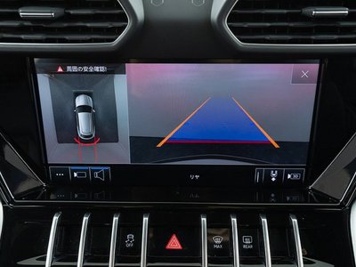 LAMBORGHINI URUS - 8