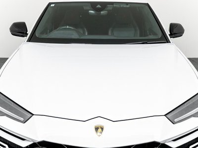 LAMBORGHINI URUS - 9