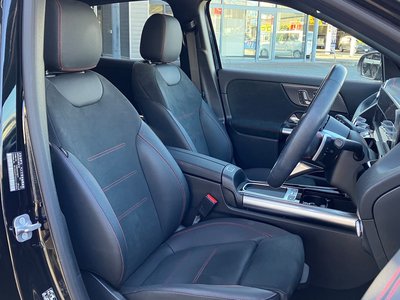 MERCEDES-BENZ EQA - 8