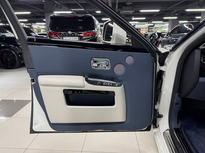 ROLLS-ROYCE GHOST - 6
