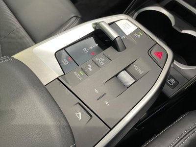 2025 BMW X1 thumbnail 39