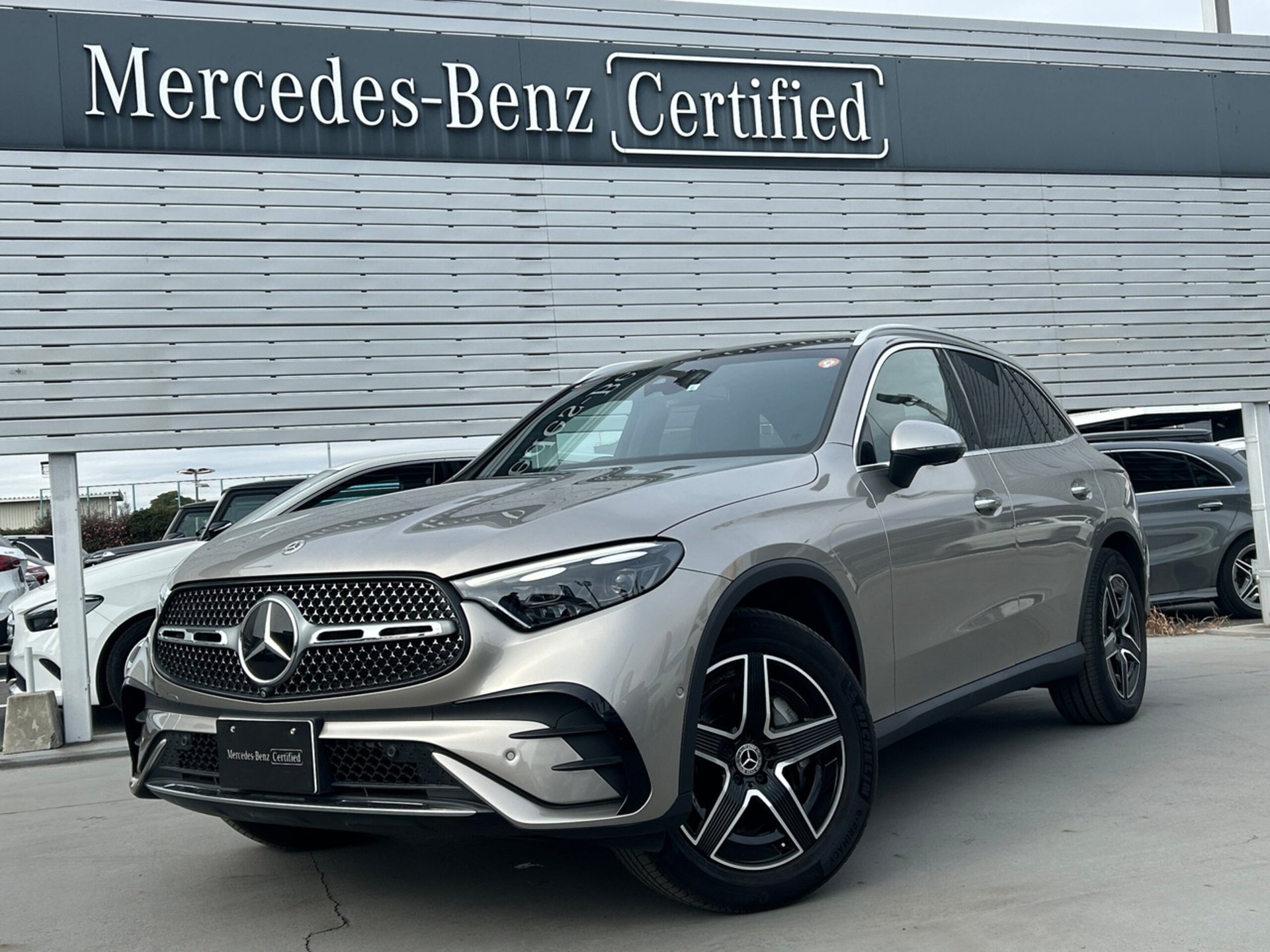 MERCEDES-BENZ GLC - View 1