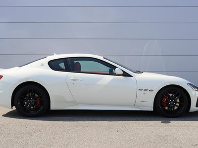 MASERATI GRANTURISMO - 10