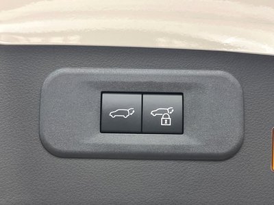 صورة مصغرة 38 لـ 2025 Lexus NX