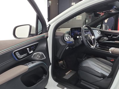 MERCEDES-BENZ EQS SUV - 10