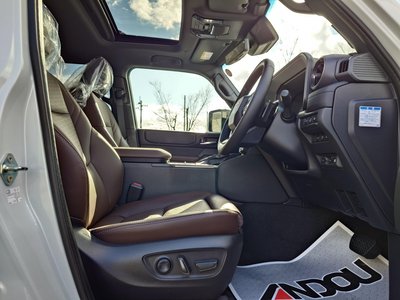 TOYOTA LAND CRUISER 250 - 10