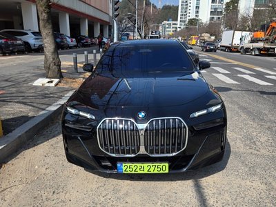 2024 BMW 7 SERIES photo 1