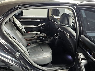 2020 Genesis G90 缩略图 12