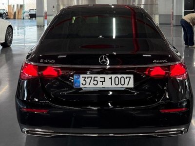 MERCEDES-BENZ E-CLASS - 3