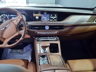 2019 Genesis G90 photo 4