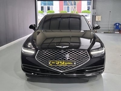 2019 Genesis G90 photo 2