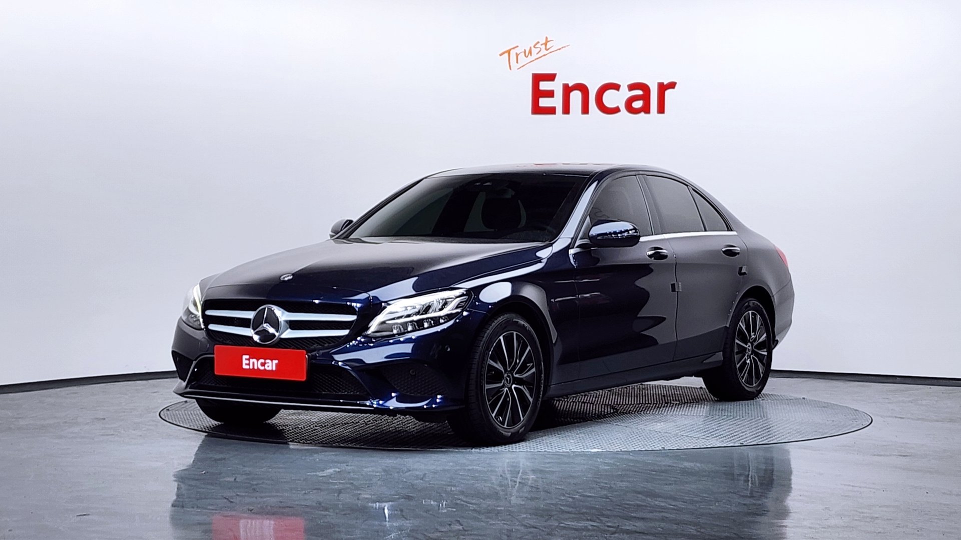 MERCEDES-BENZ C-CLASS - View 1