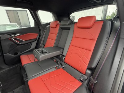 2025 BMW X1 — миниатюра 17