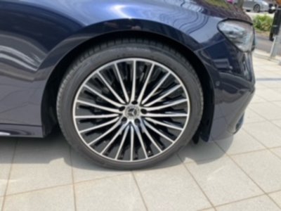 صورة 3 لـ 2025 Mercedes-BENZ E-CLASS