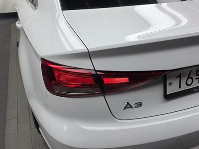 صورة 10 لـ 2018 AUDI A3
