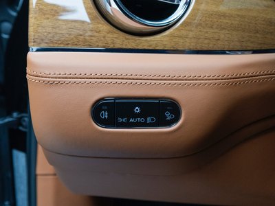2025 Bentley BENTAYGA — миниатюра 15