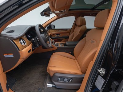 2025 Bentley BENTAYGA — миниатюра 16