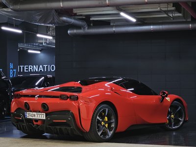 2023 Ferrari SF90 SPIDER 照片 6