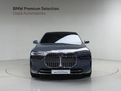 صورة 2 لـ 2023 BMW I7