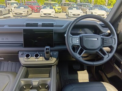 صورة مصغرة 21 لـ 2025 LAND Rover DEFENDER