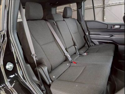 TOYOTA LAND CRUISER 250 - 6