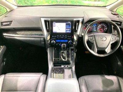 TOYOTA ALPHARD - 2