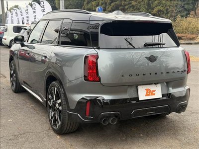 MINI MINI COUNTRYMAN - 8