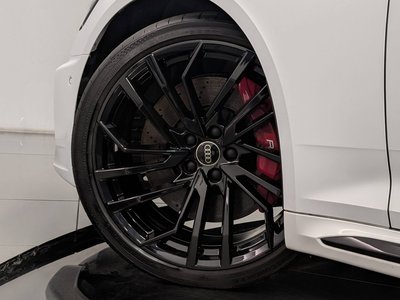 2024 AUDI RS4 AVANT photo 10