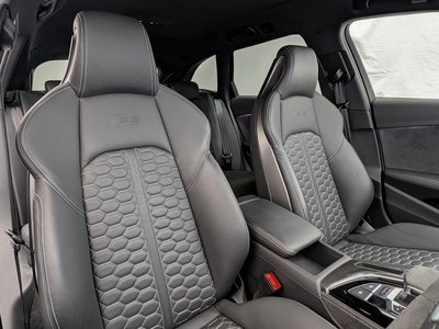2024 AUDI RS4 AVANT 缩略图 11