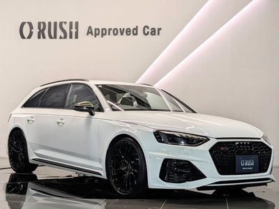 2024 AUDI RS4 AVANT photo 1