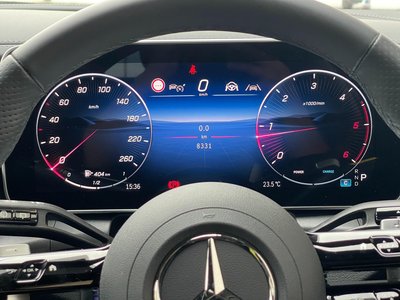 MERCEDES-BENZ GLC - 10