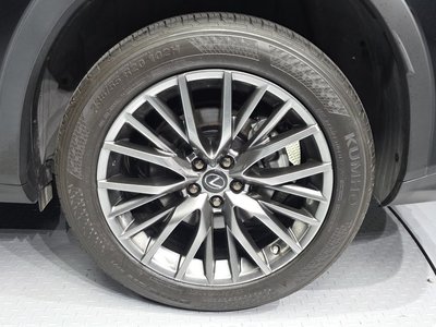 LEXUS RX - 8