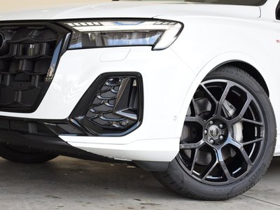 AUDI Q7 - 6