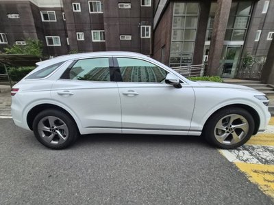 GENESIS GV70 - 4