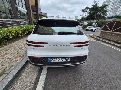 GENESIS GV70 - 3