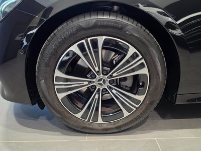 MERCEDES-BENZ E-CLASS - 6