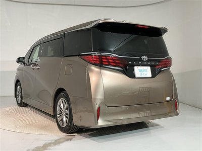 TOYOTA ALPHARD - 4