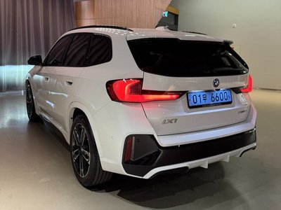 BMW IX1 - 5