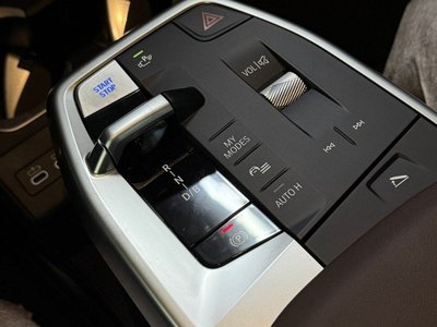 BMW IX1 - 4