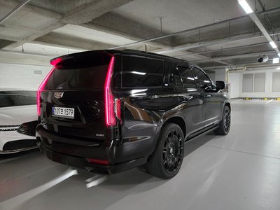 CADILLAC ESCALADE 5TH GENERATION - 4