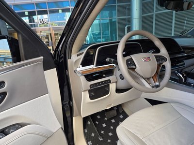 CADILLAC ESCALADE 5TH GENERATION - 8
