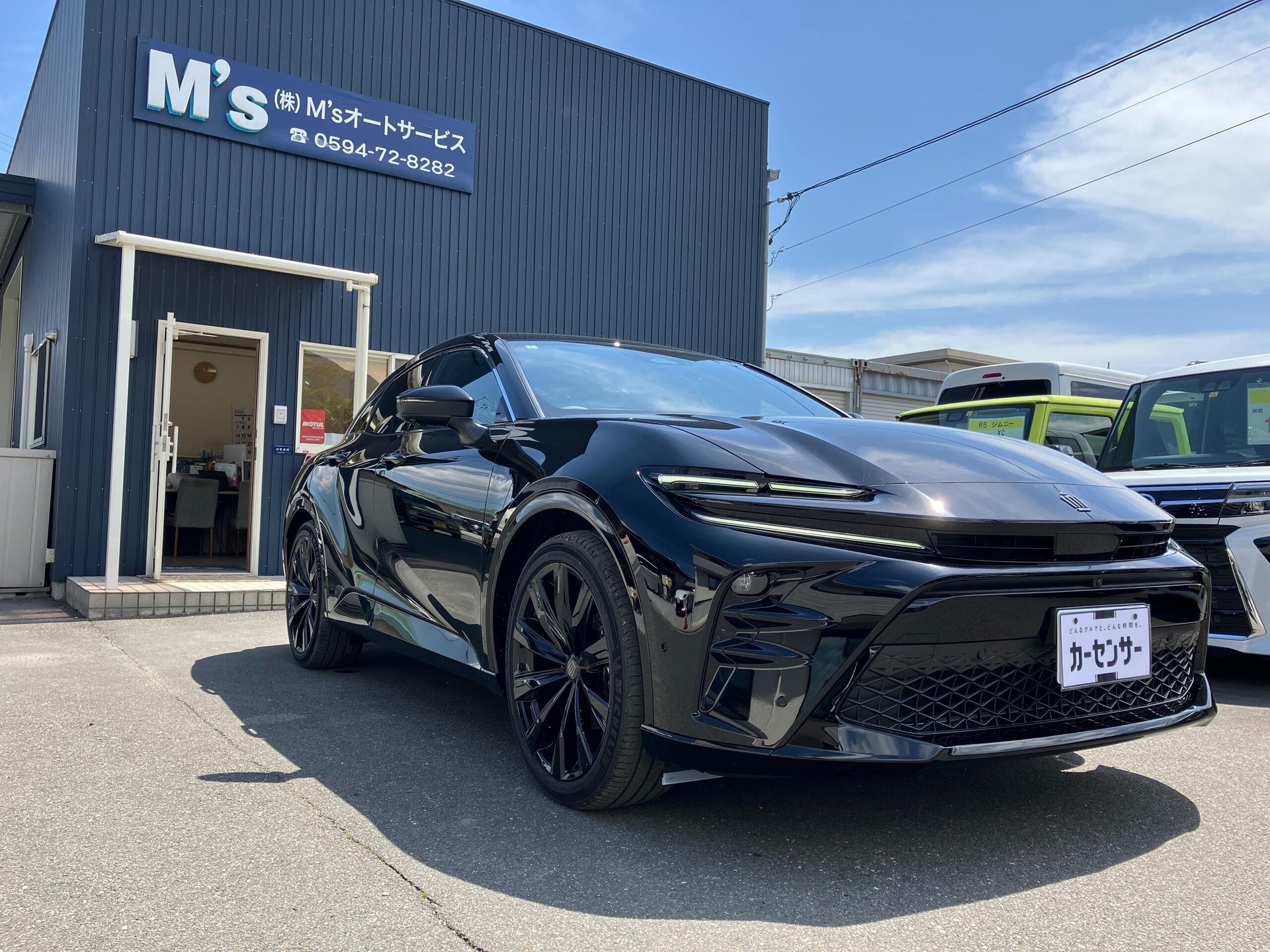 TOYOTA CROWN SPORT - View 1